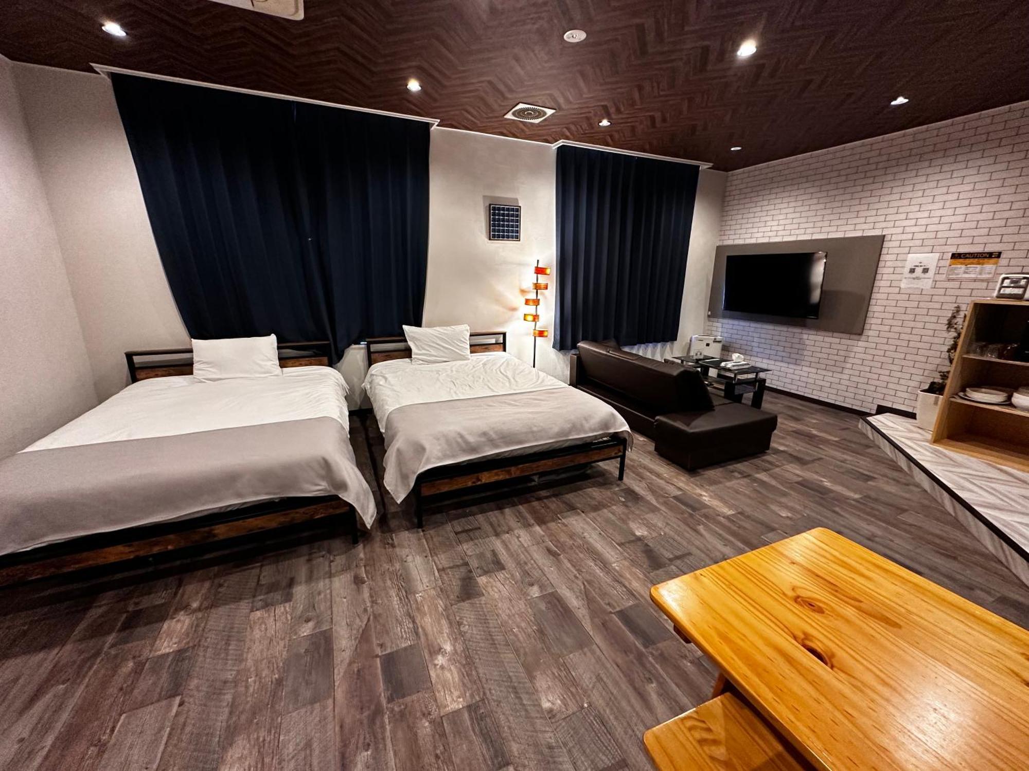 Apartment Economy Upashi